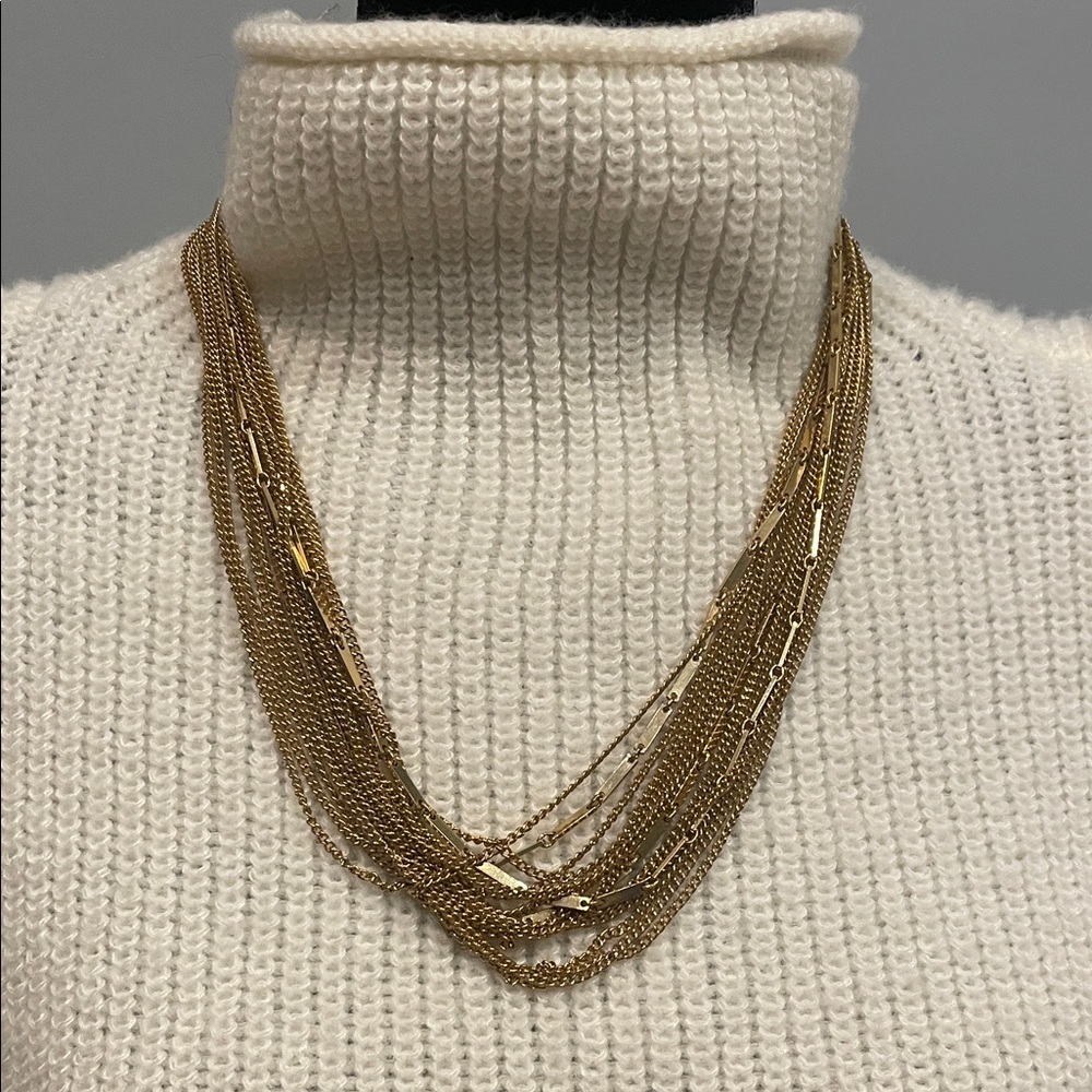 Elegant Gold tone Layered Necklace with matching clip on earrings vintage 60’s